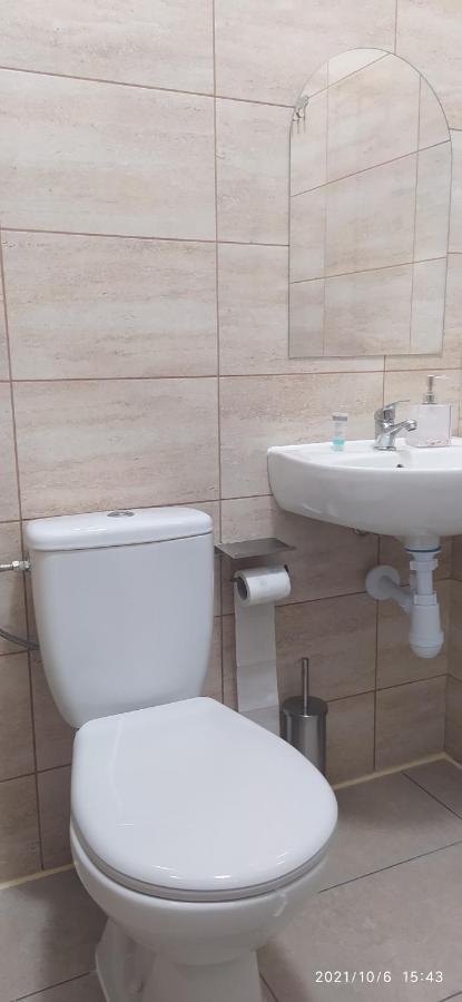 4U Hostel Zgorzelec - Free Parking Jedrzychowice  Εξωτερικό φωτογραφία