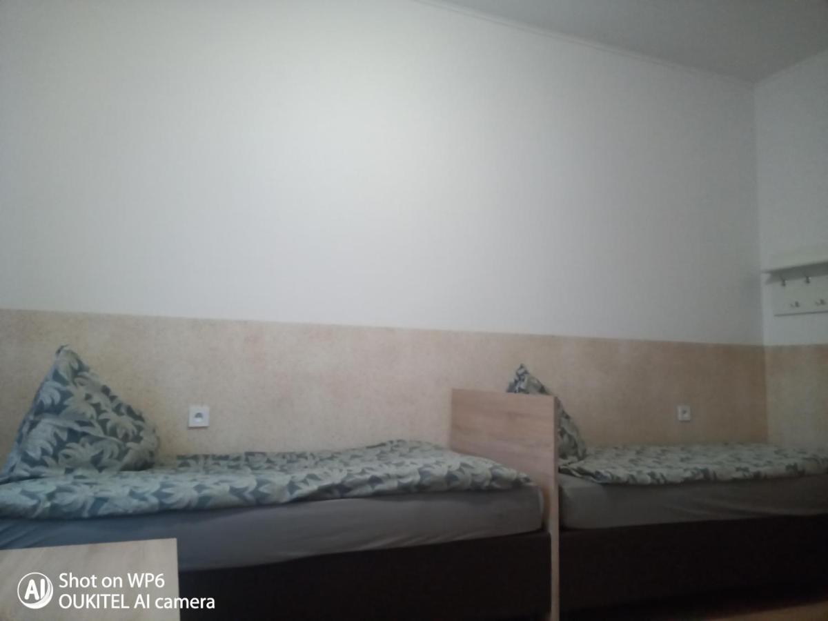 4U Hostel Zgorzelec - Free Parking Jedrzychowice  Εξωτερικό φωτογραφία